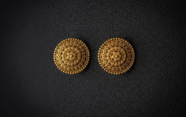 GOLDEN_LOTUS_STUDS