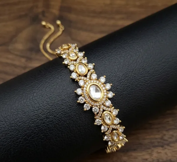 RADIANT_BRACELET_-_White