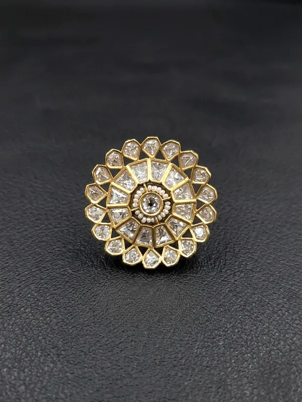 AURELIA_KUNDAN_COCKTAIL_FINGER_RING_-_WHITE