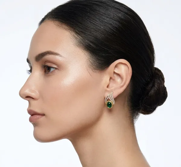 Empress_Studs_-_Emerald_Green