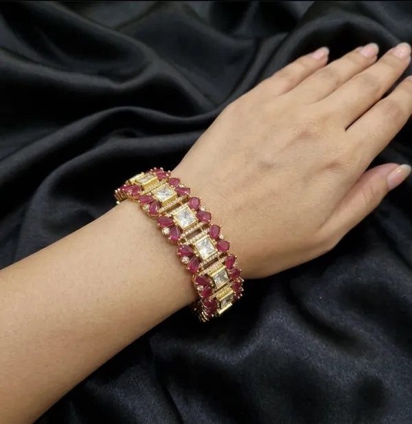 Elegant_Ruby_and_Cubic_Zirconia_Gold-Plated_Bracelet