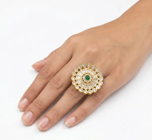 AURELIA_KUNDAN_COCKTAIL_FINGER_RING_-_EMERALD_GREEN