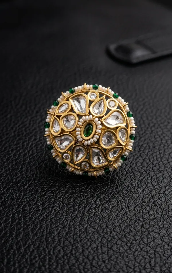 AURA_KUNDAN_FINGER_RING_-_EMERALD_GREEN
