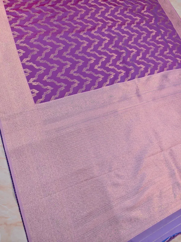 BANARASI_KATAN_SILK_IN_PURPLE_WITH_LAVENDER_BORDER