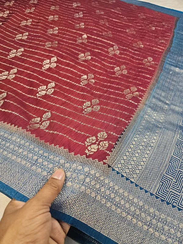 GARNET_COLOUR_SOFT_MATKA_LINEN_WITH_ROYAL_BLUE_BORDER