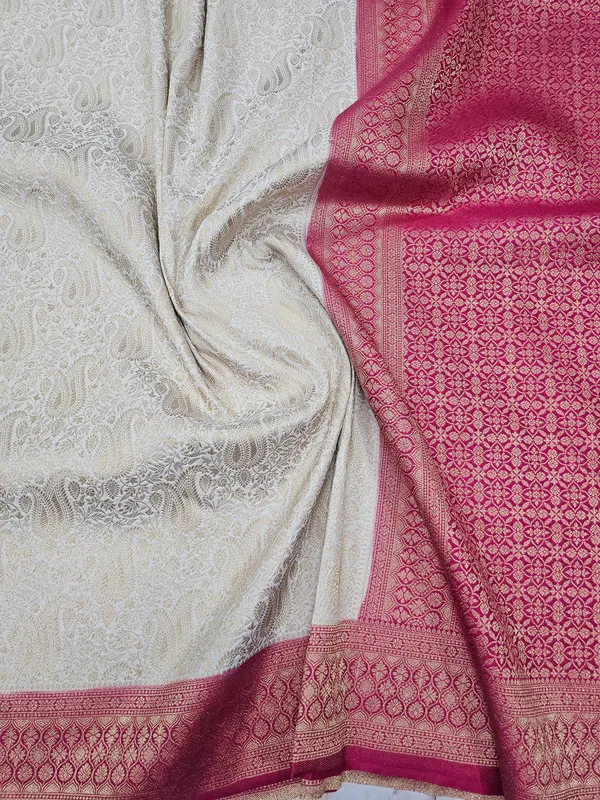 KHADDI_GEORGETTE_IN_CREAM_WITH_RED_BORDER