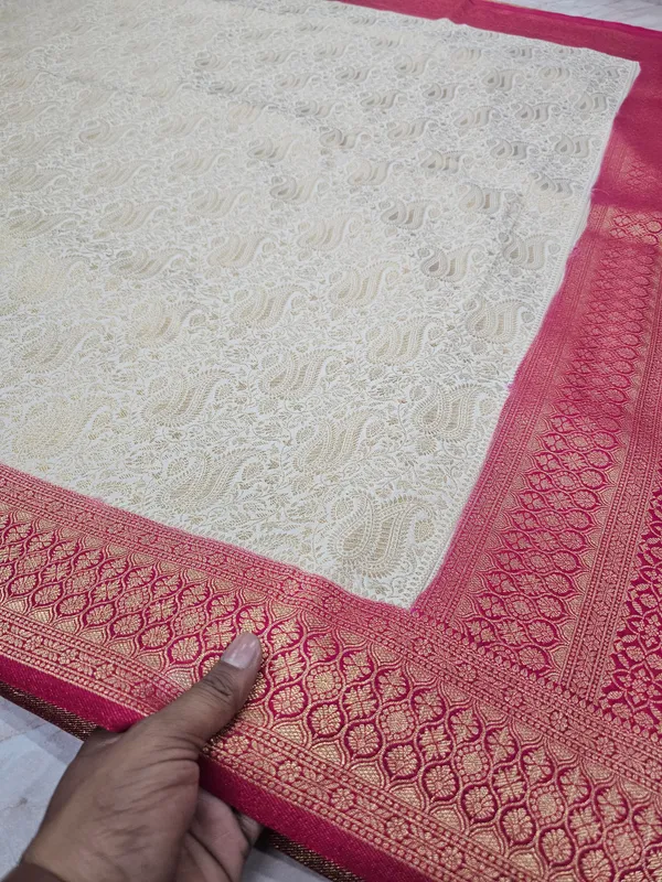 KHADDI_GEORGETTE_IN_CREAM_WITH_RED_BORDER