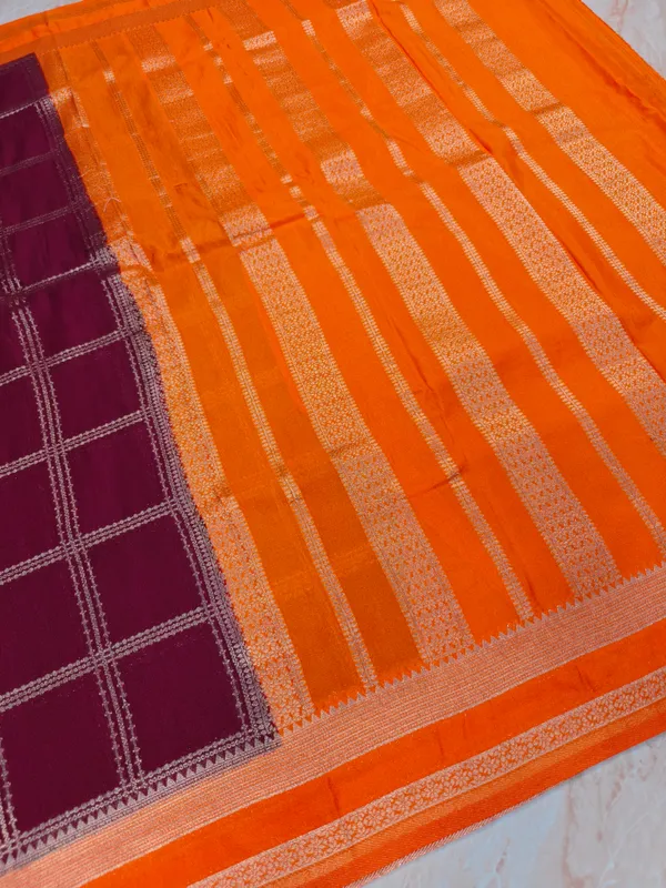 Khaddi_Georgette_In_Magenta_With_Orange_Border_Saree_For_Women