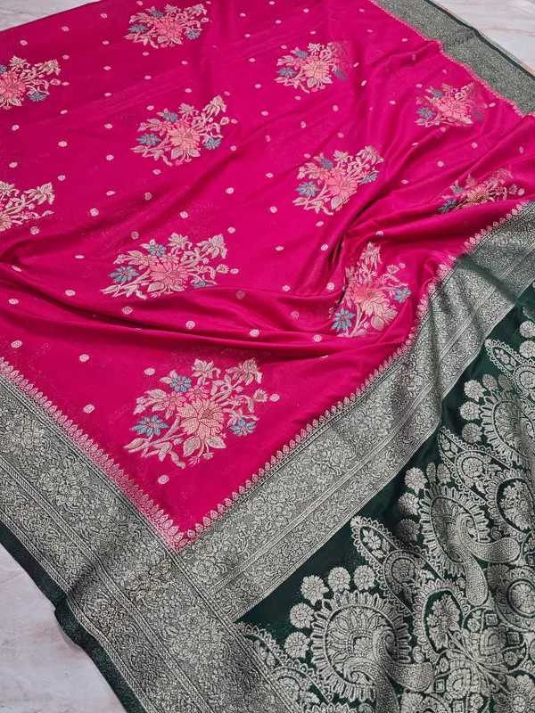 KHADDI_GEORGETTE_IN_RANI_WITH_BOTTLE_GREEN_BORDER