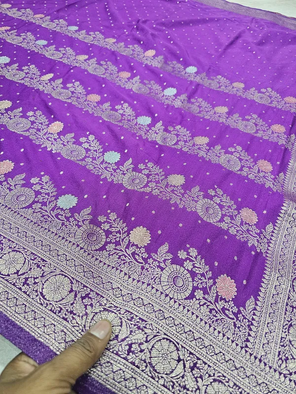 KHADDI_GEROGETTE_IN_LAVENDER_COLOUR_WITH_MULTI_COLOUR_ZARI_WORK