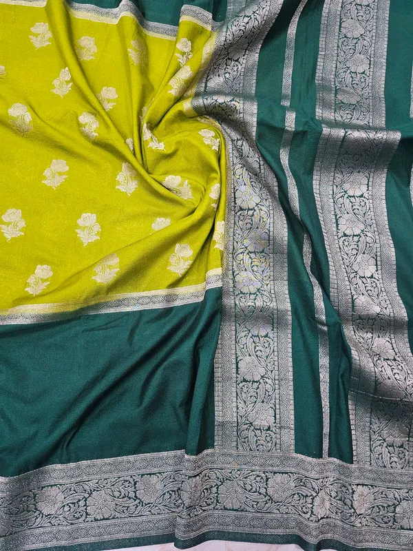 KHADDI_GEROGETTE_IN_LEMON_WITH_BOTTLE_GREEN_BORDER