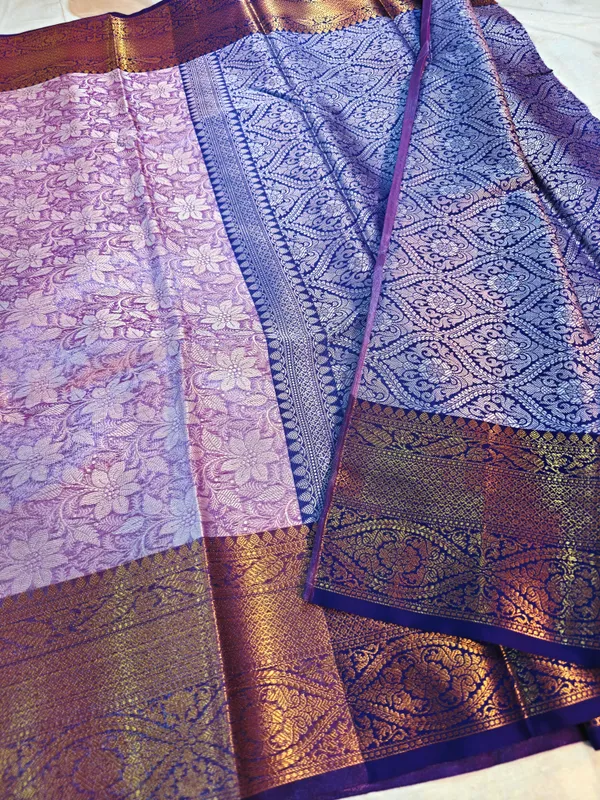 Lavender_Tissue_With_Navy_Blue_Border_Saree_For_Women