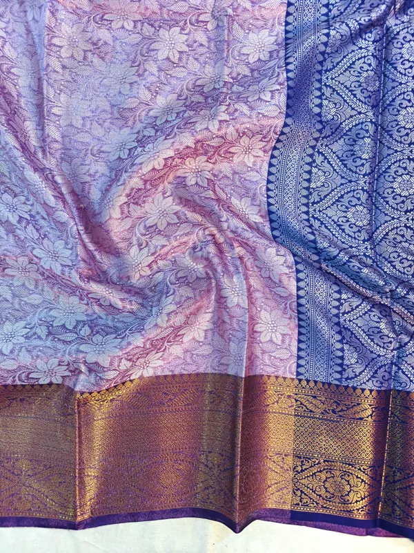 Lavender_Tissue_With_Navy_Blue_Border_Saree_For_Women