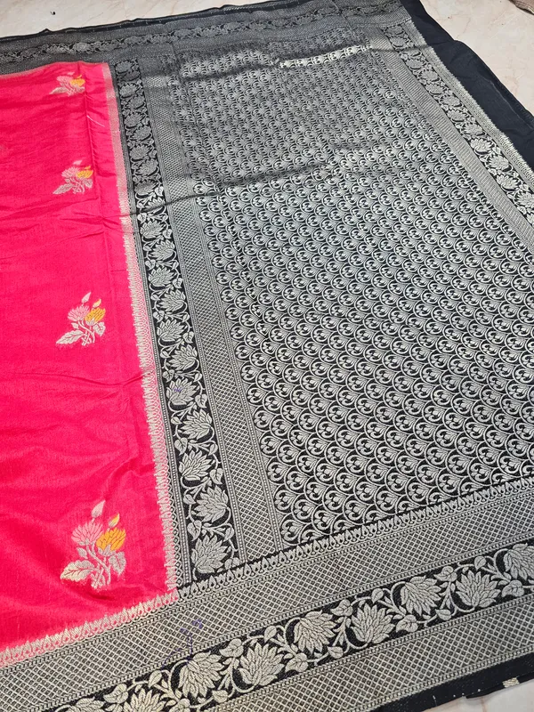 PAPER_SILK_IN_CHERRY_RED_WITH_BLACK_BORDER