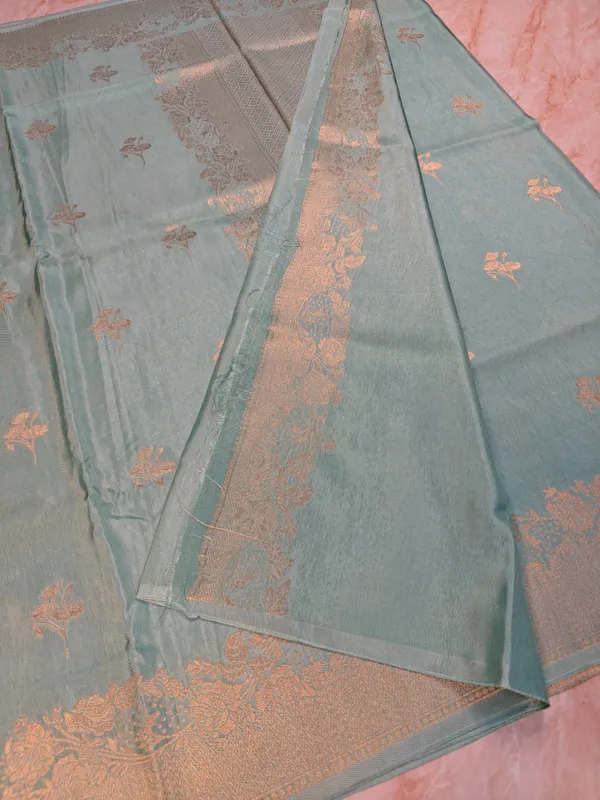 Russian_Silk_In_Sea_Green_With_Floral_Booti_Saree_For_Women