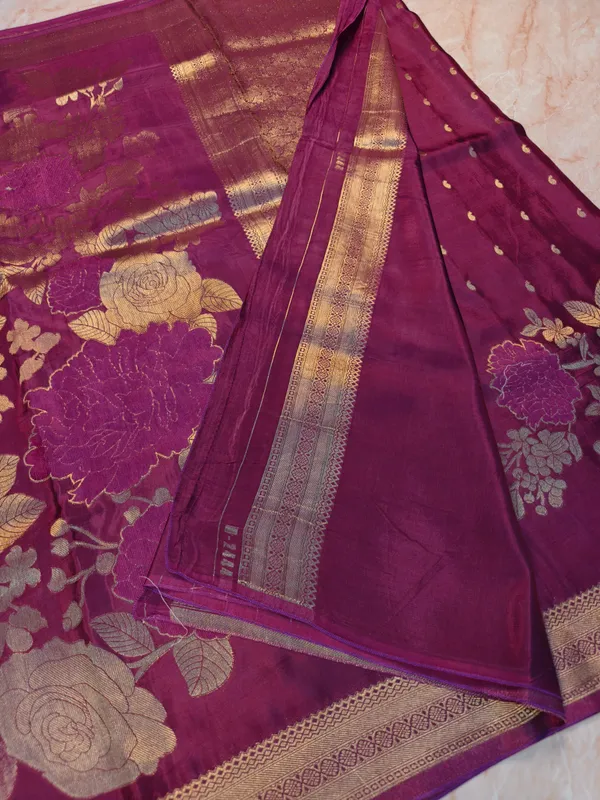 Russian_Silk_In_Magenta_Colour_With_Floral_Boota_Saree_For_Women