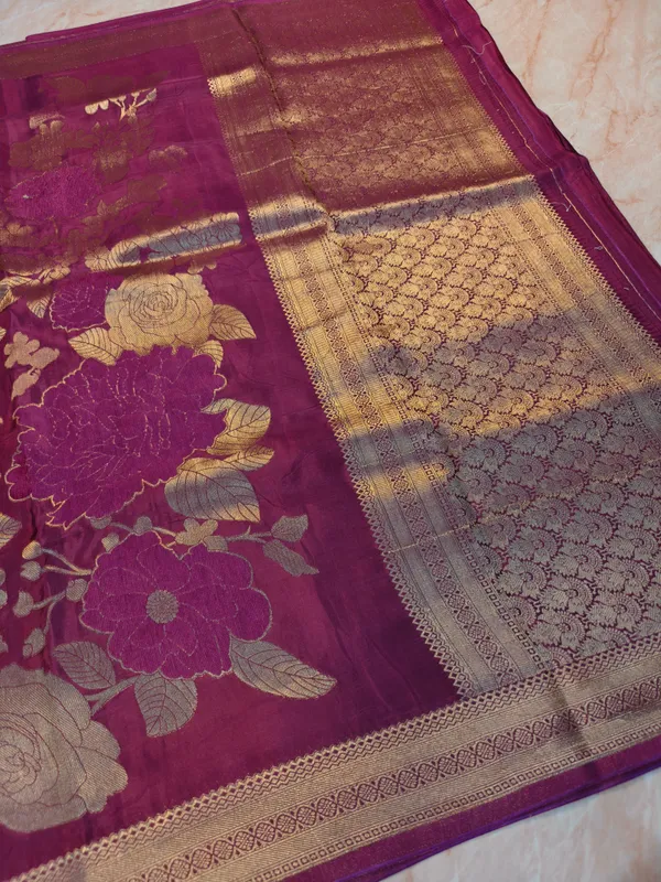 Russian_Silk_In_Magenta_Colour_With_Floral_Boota_Saree_For_Women
