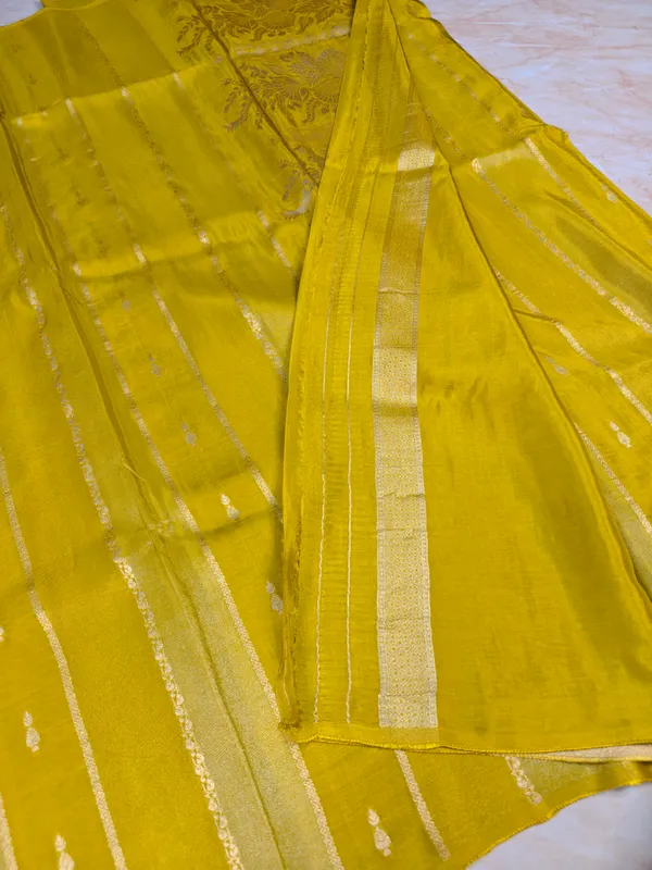Russian_Silk_In_Mustard_Colour_With_Stripe_Style_Saree_For_Women