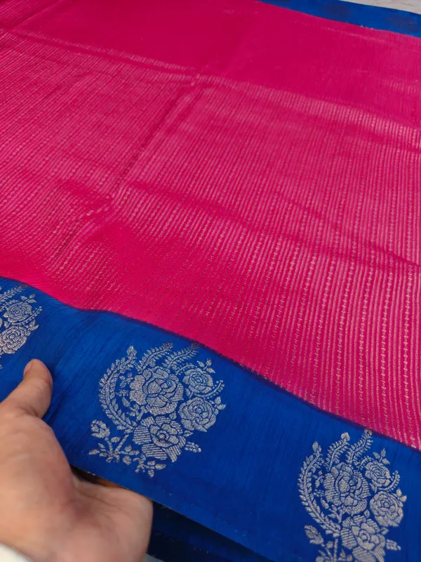 Soft_Matka_Linen_In_Pink_With_Royal_Blue_Border_Saree_For_Women