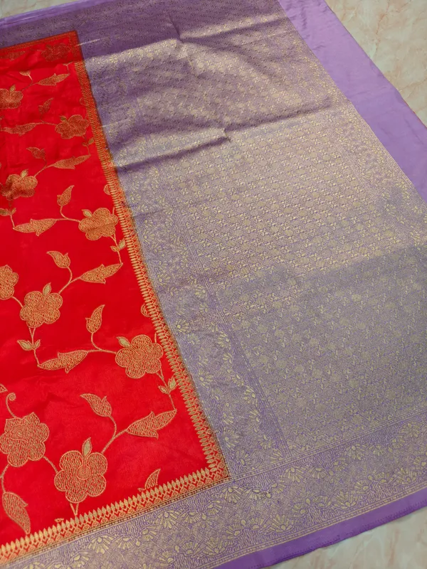 Viscose_In_Red_With_Lavender_Border_Saree_For_Women