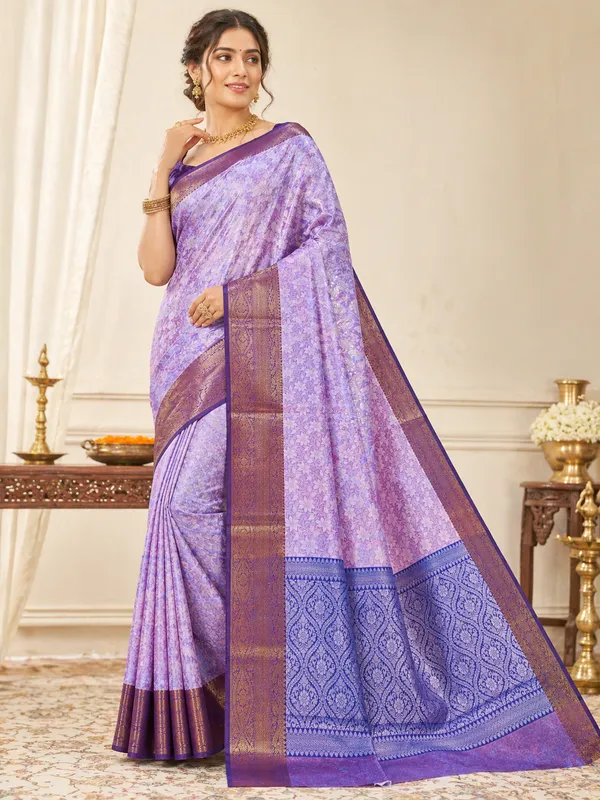 Lavender_Tissue_With_Navy_Blue_Border_Saree_For_Women