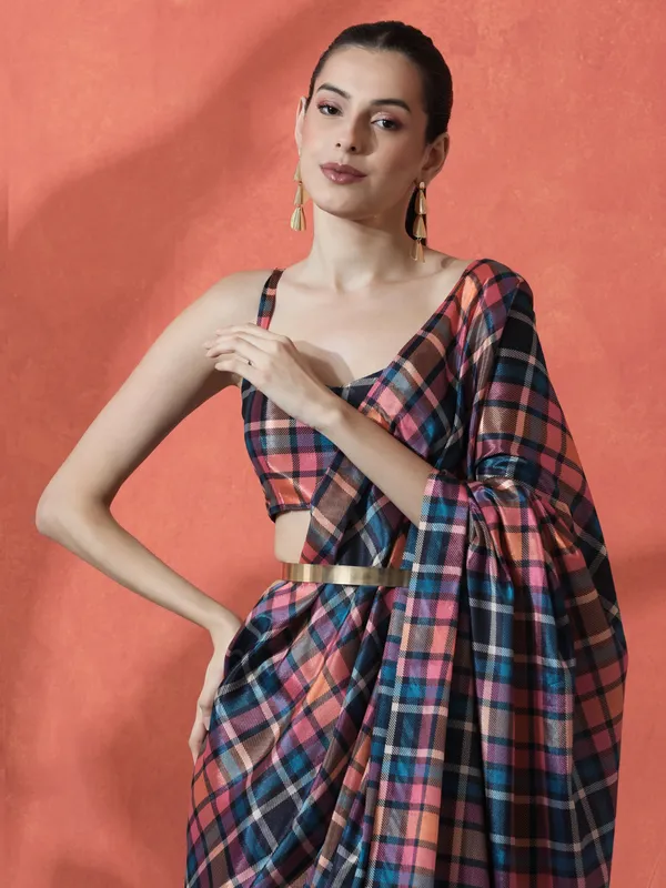 Pre-Draped_Ready_to_Wear_Chinnon_Fabric_Digital_Printed_Saree_With_Unstiched_Blouse
