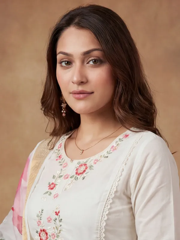 New_Embroidered_Work_Chanderi_Kurta_Set