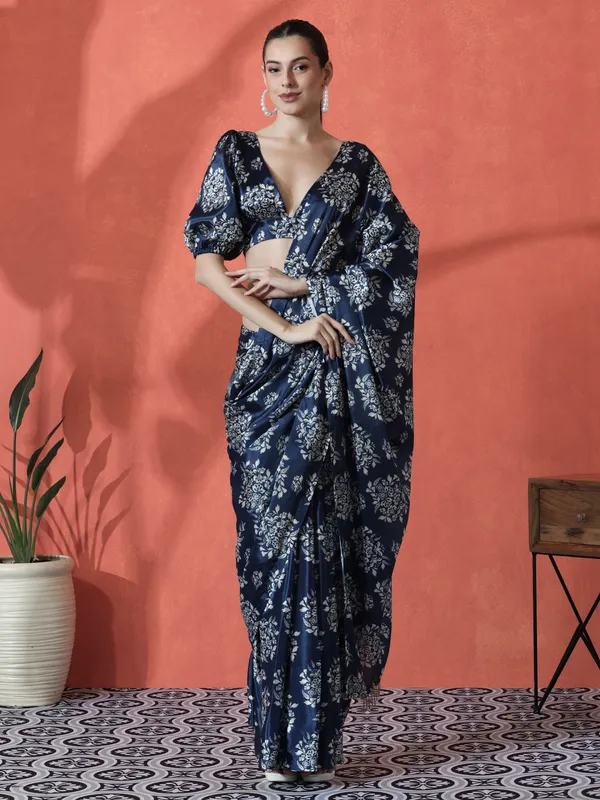 Pre-Draped_Ready_to_Wear_Chinnon_Fabric_Digital_Printed_Saree_With_Unstiched_Blouse