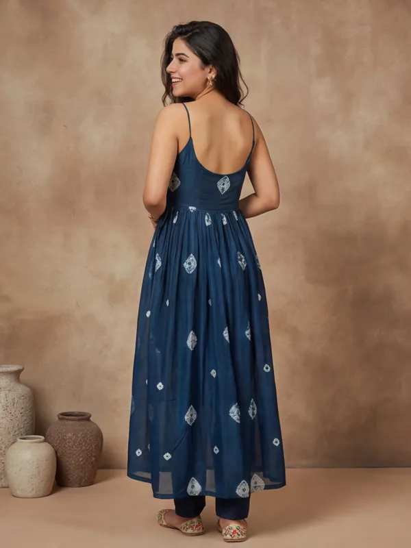 New_Printed_Taby_Silk_Kurta_Set