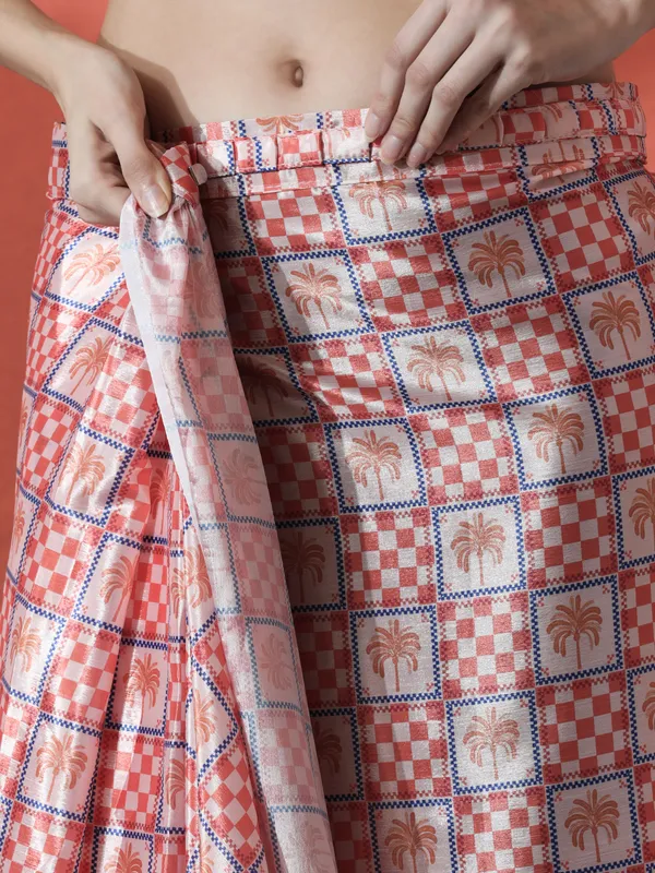 Pre-Draped_Ready_to_Wear_Chinnon_Fabric_Digital_Printed_Saree_With_Unstiched_Blouse