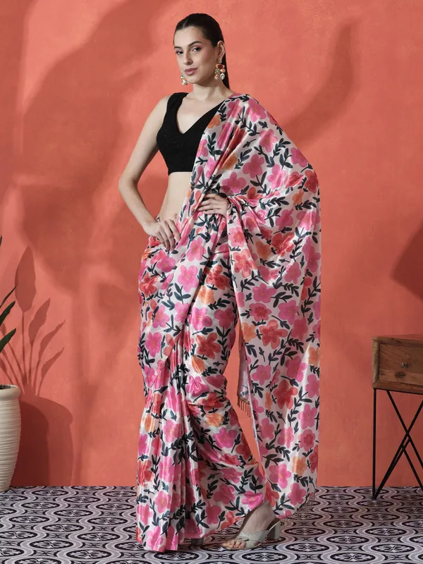 Pre-Draped_Ready_to_Wear_Chinnon_Fabric_Digital_Printed_Saree_With_Unstiched_Blouse