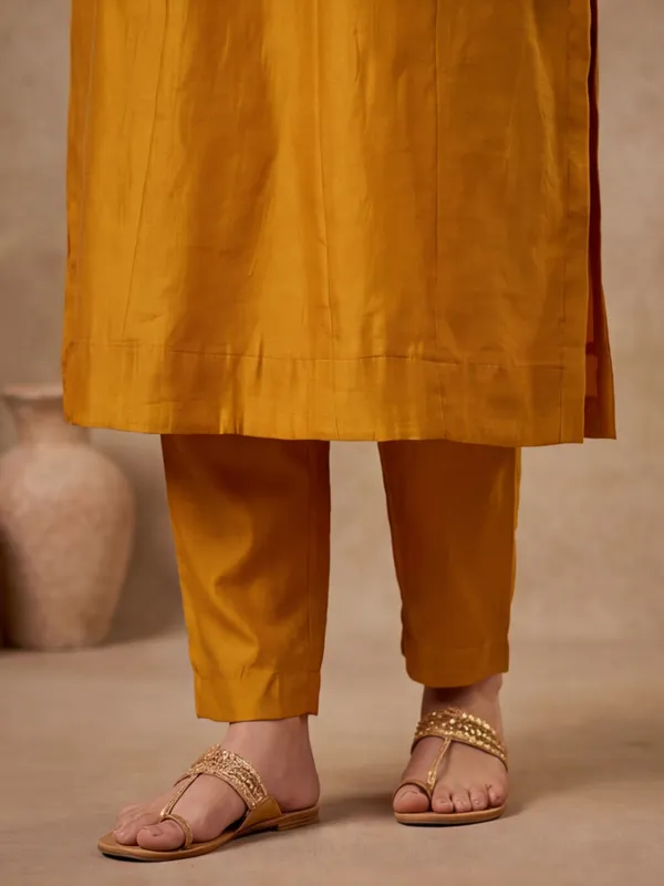Women_Embroidered_Vichitra_Silk_Flared_kurta_set