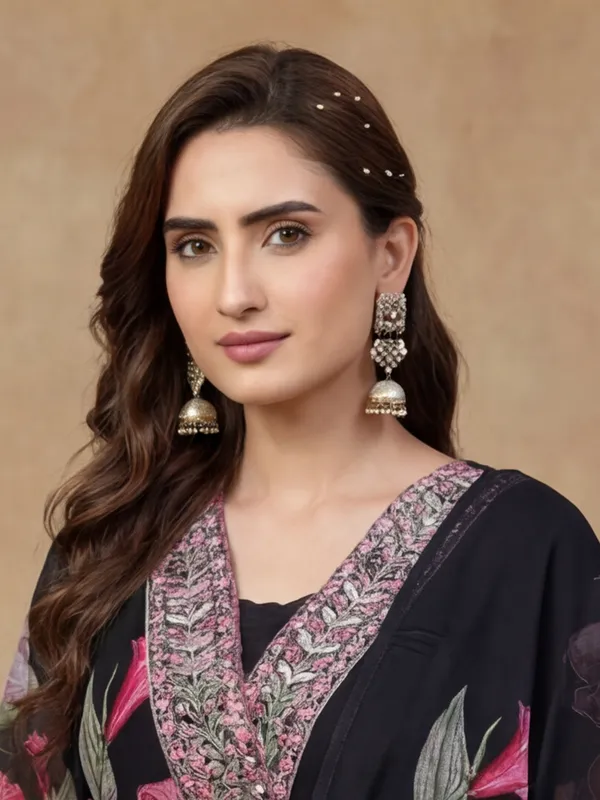 New_Embroidered_Work_&_Printed_Georgette_Kurta_Set