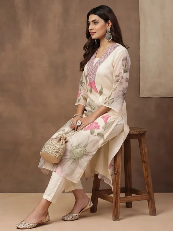 New_Embroidered_Work_&_Printed_Georgette_Kurta_Set