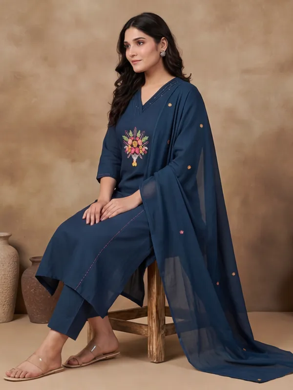 Women_Embroidered_With_Moti_Hand_Work_Rayon_Kurta_Set