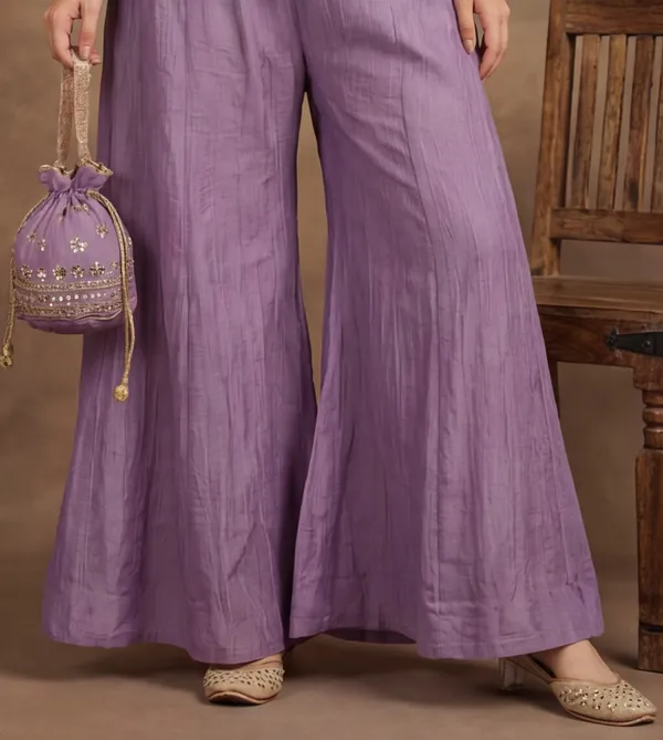 New_Embroidered_Work_Chinon_Kurta_Set