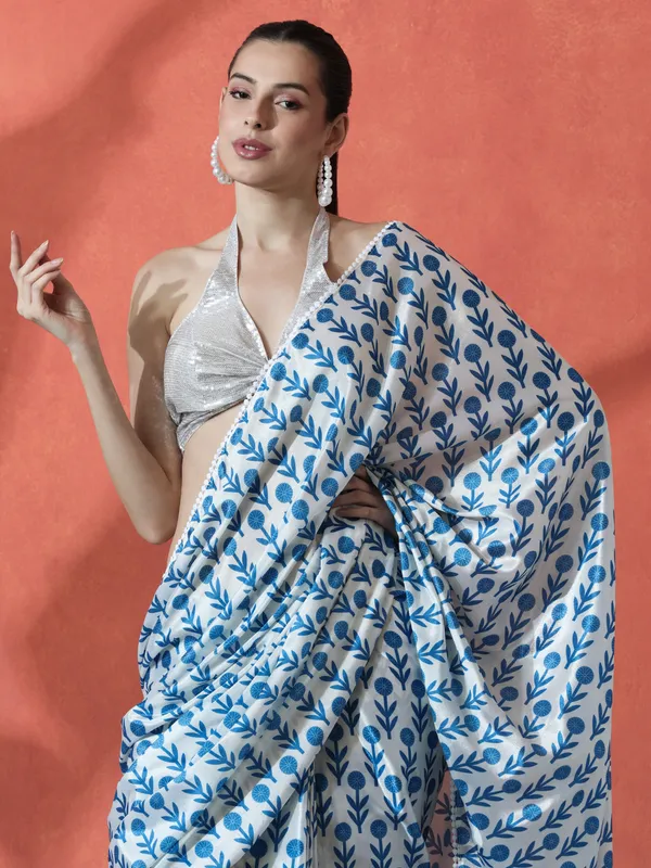 Pre-Draped_Ready_to_Wear_Chinnon_Fabric_Digital_Printed_Saree_With_Unstiched_Blouse