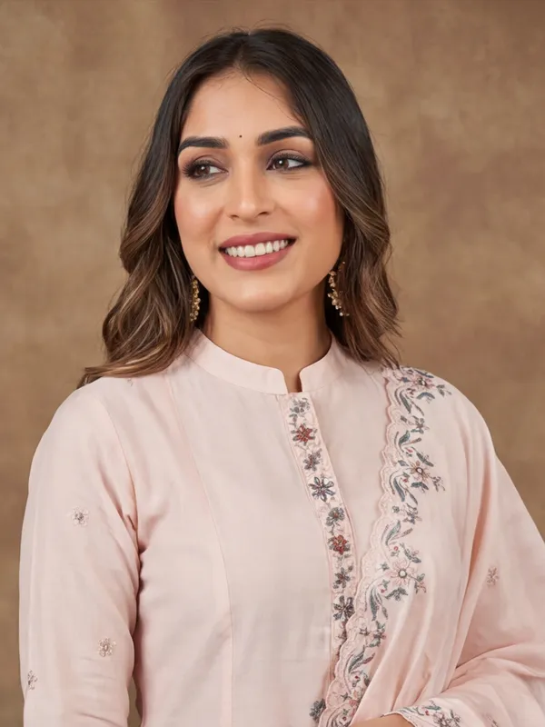 New_Embroidered_and_Flared_Muslin_Cotton_Kurta_Set