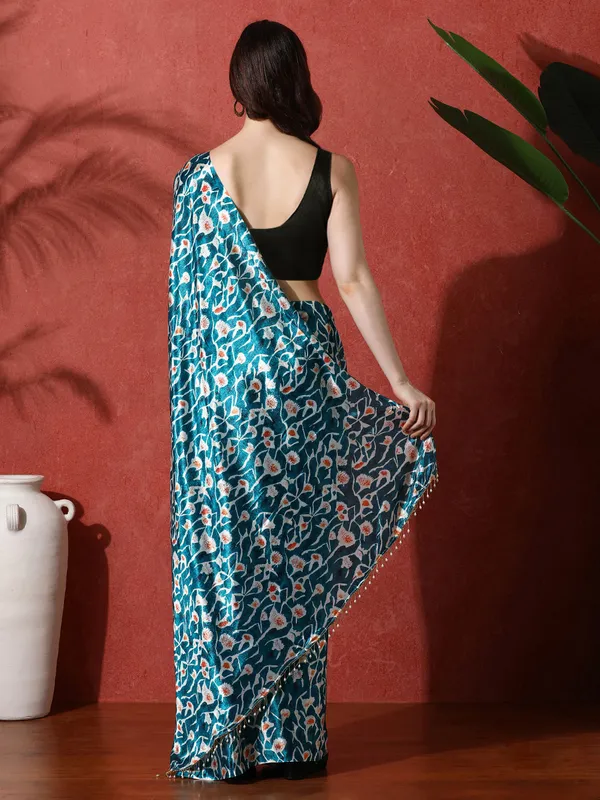 Pre-Draped_Ready_to_Wear_Chinnon_Fabric_Digital_Printed_Saree_With_Unstiched_Blouse