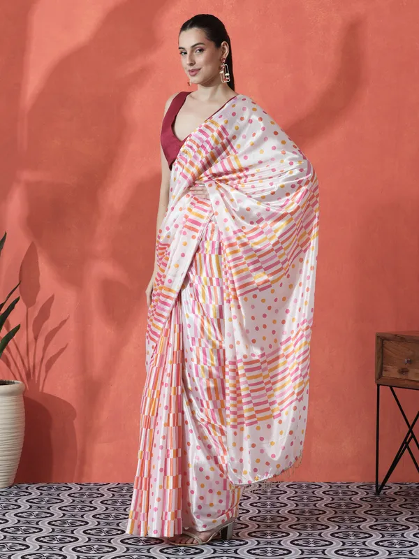 Pre-Draped_Ready_to_Wear_Chinnon_Fabric_Digital_Printed_Saree_With_Unstiched_Blouse