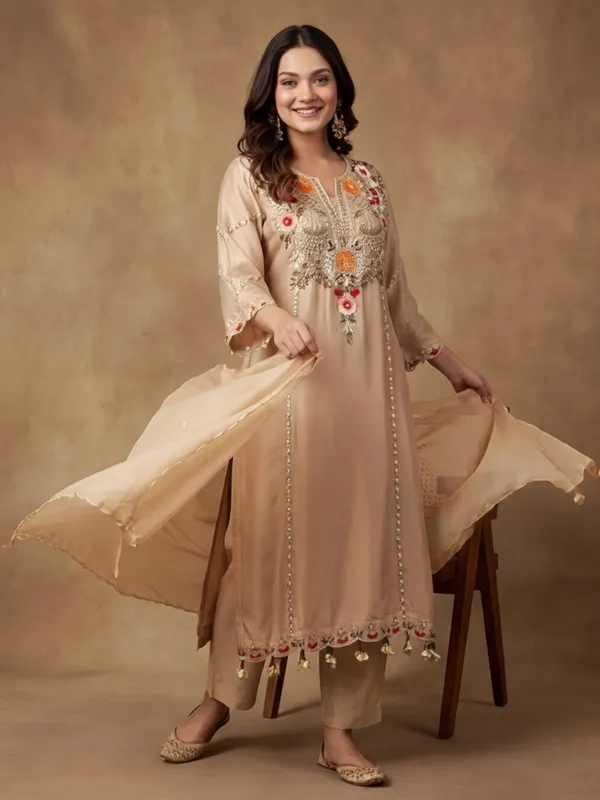 New_Embroidered_Work_Pure_Viscose_Chanderi_Kurta_Set