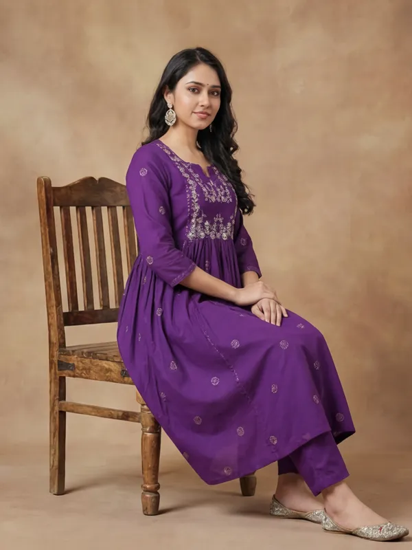 New_Embroidered_Work_&_Printed_Rayon_Kurta_Set
