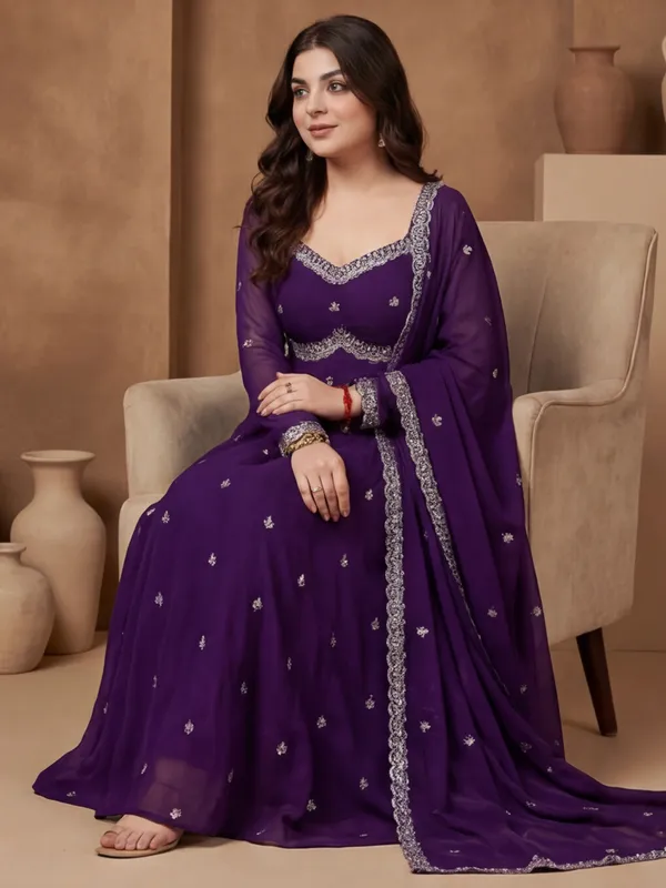 New_Embroidered_Work_&_Printed_Georgette_Kurta_Set