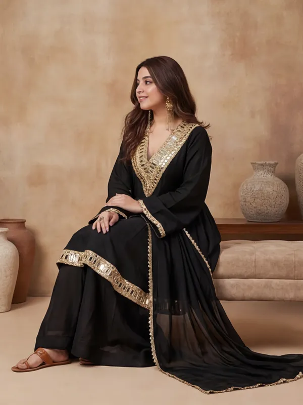 Latest_Embroidery_With_Mirror_Work_Chinon_Kurta_set