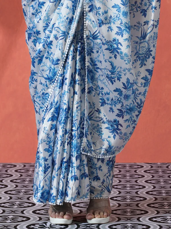 Pre-Draped_Ready_to_Wear_Chinnon_Fabric_Digital_Printed_Saree_With_Unstiched_Blouse