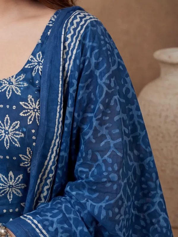 New_Printed_Rayon_Kurta_Set