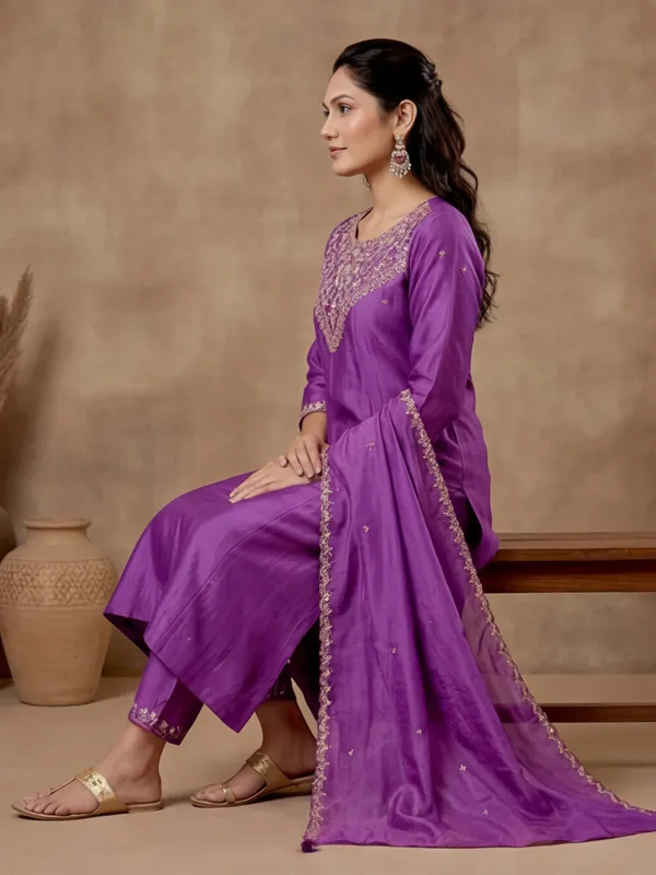 Women_Embroidered_Vichitra_Silk_Flared_kurta_set