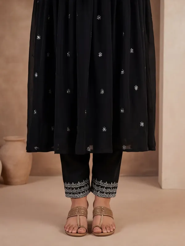 Women_Embroidery_Coding_Work_With_Show_Button_Rayon_Kurta_Set
