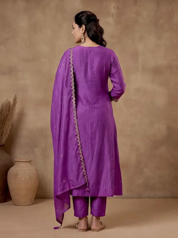 Women_Embroidered_Vichitra_Silk_Flared_kurta_set