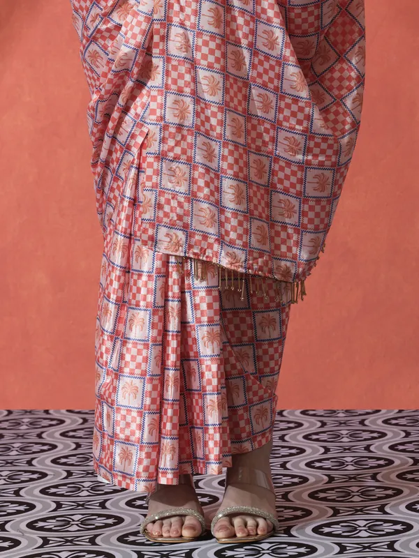 Pre-Draped_Ready_to_Wear_Chinnon_Fabric_Digital_Printed_Saree_With_Unstiched_Blouse